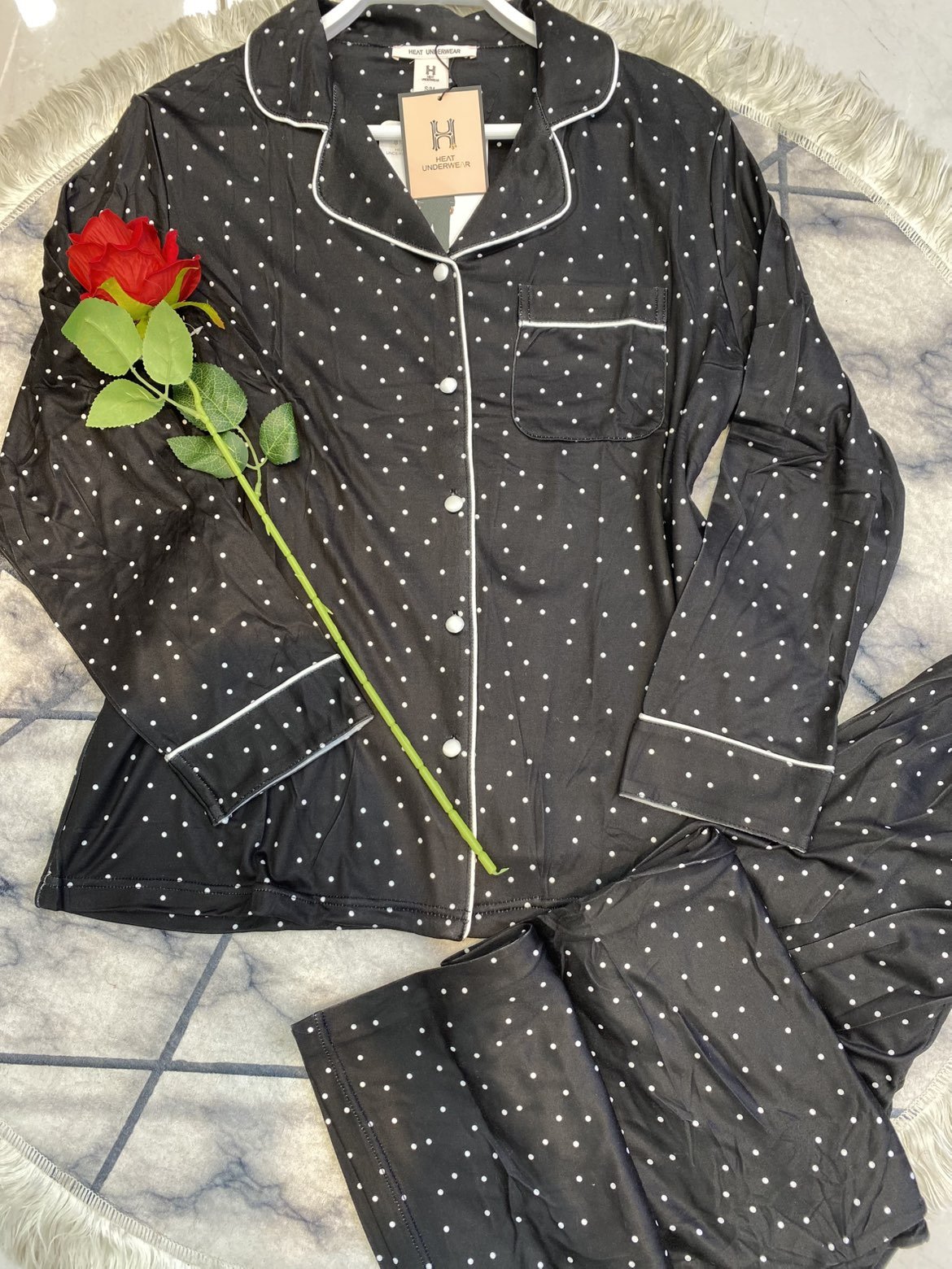 PYJAMA H – Image 2